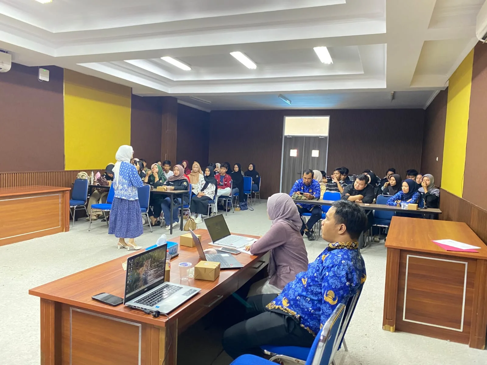 Workshop Sosiologi UBB Dorong Mahasiswa Lebih Kreatif Bermedia Sosial
